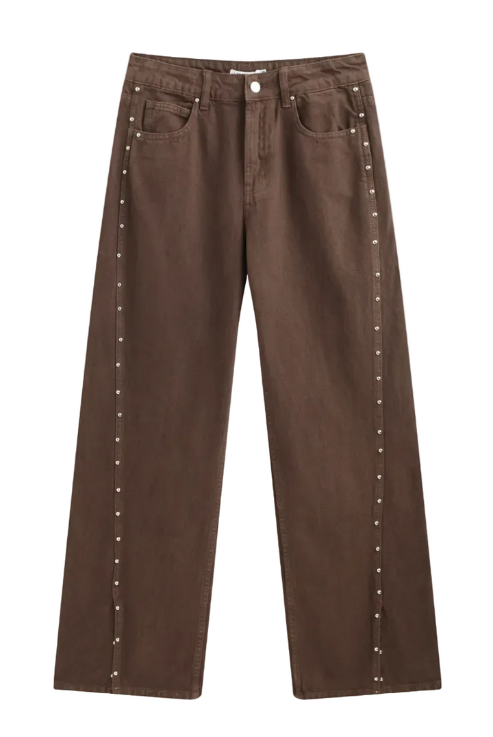 SELECTED BY KABARE - Stud - Jeans med silvernitar - Brun