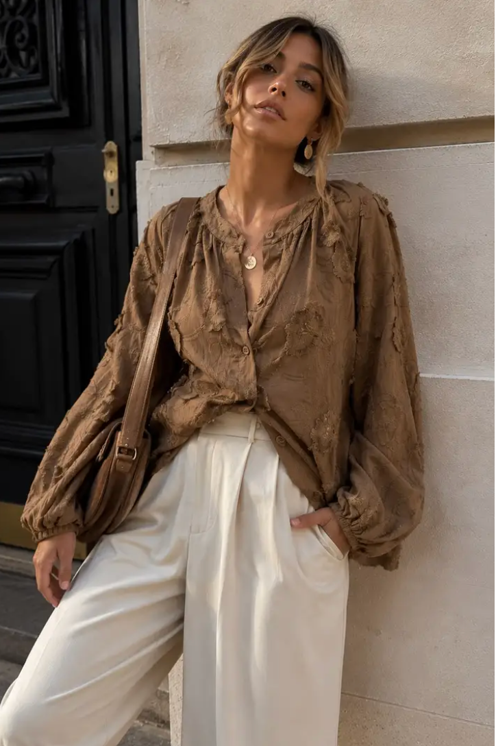 HELLE - Broderad Blus - Brown