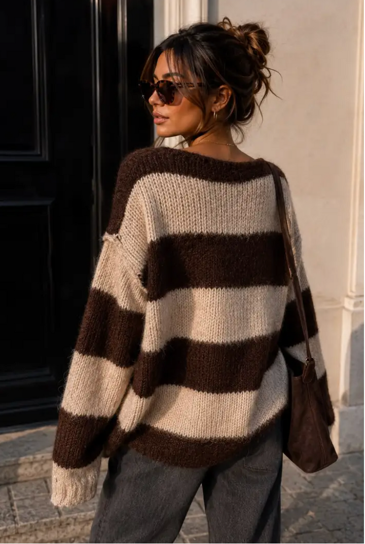 TESS - Oversized Knit V Jumper - Brown/Taupe