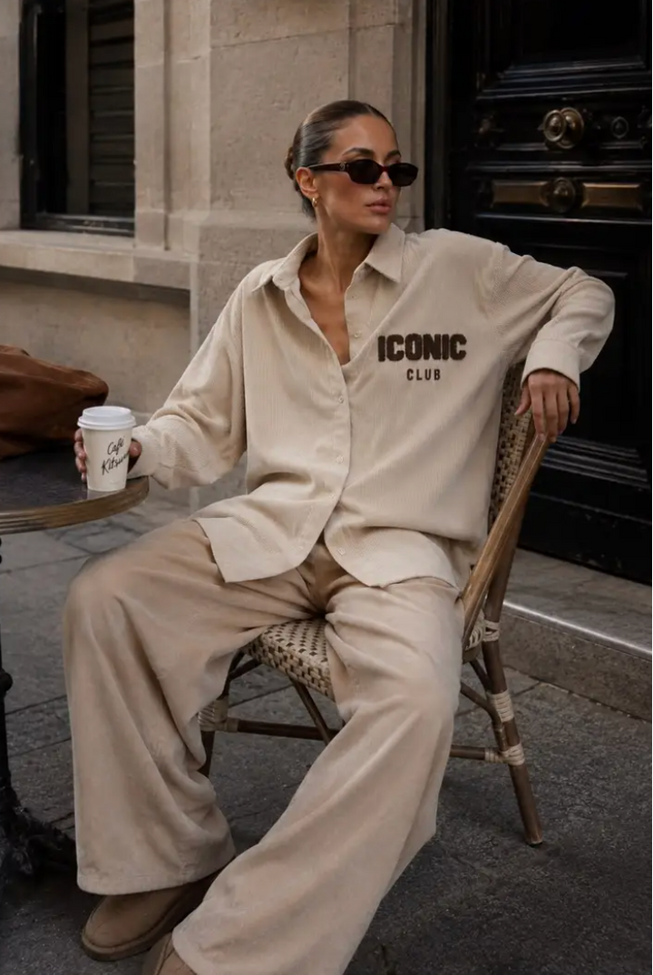 SIA Iconic - Oversized Manchester Shirt - Beige