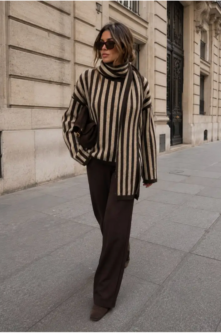 TALLULAH - Boxy Sweater w Scarf - Brown/Taupe