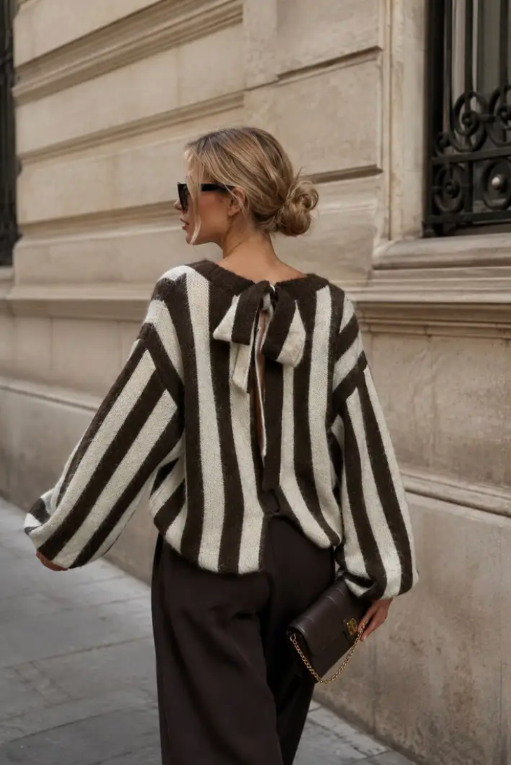 BOWIE - Boxy Sweater w Bow - Brown/Beige