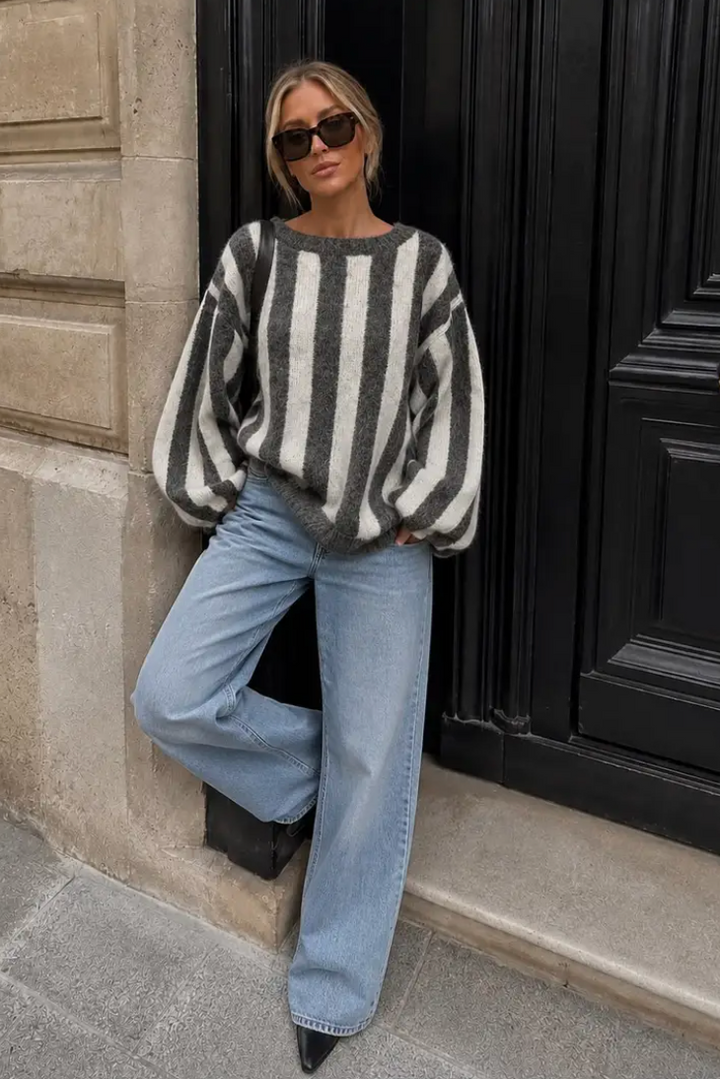 BOWIE - Boxy Sweater w Bow - Grey