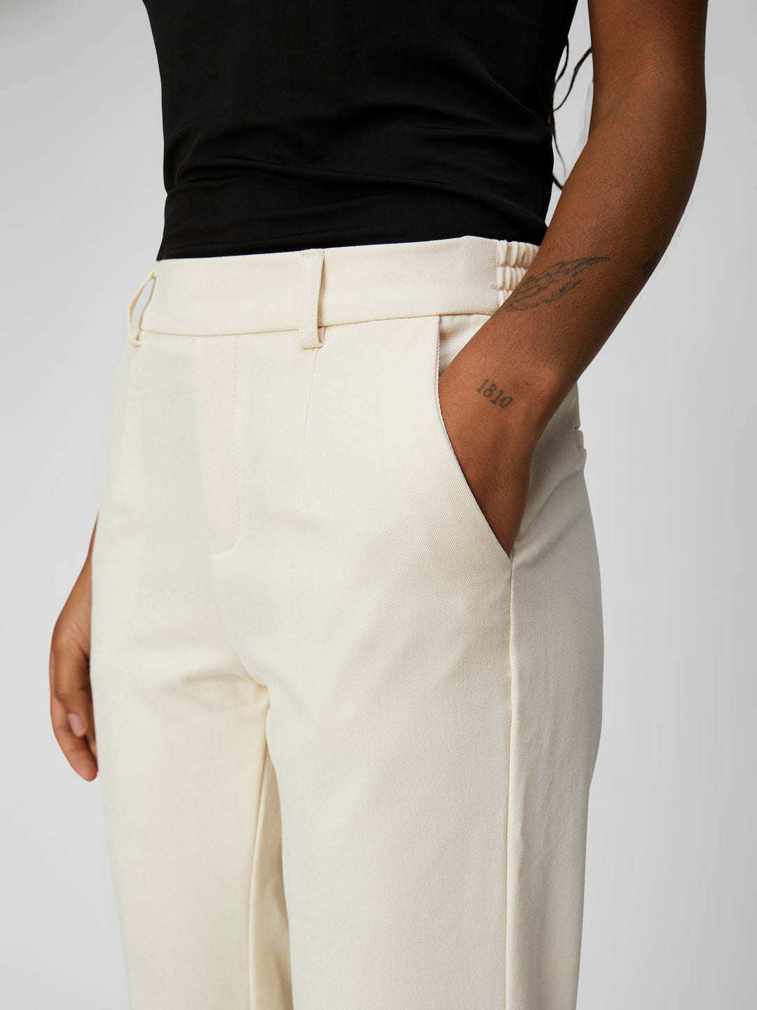 LISA - Slim Pants - Sandshell