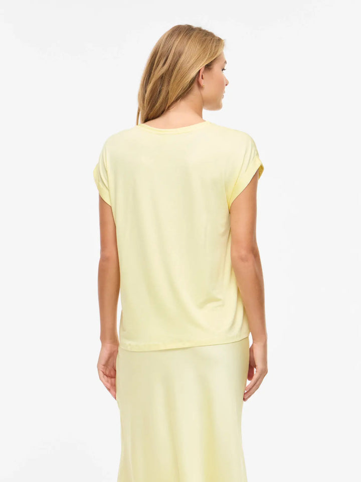ELLETTE - Satin T-shirt - Pastel Yellow