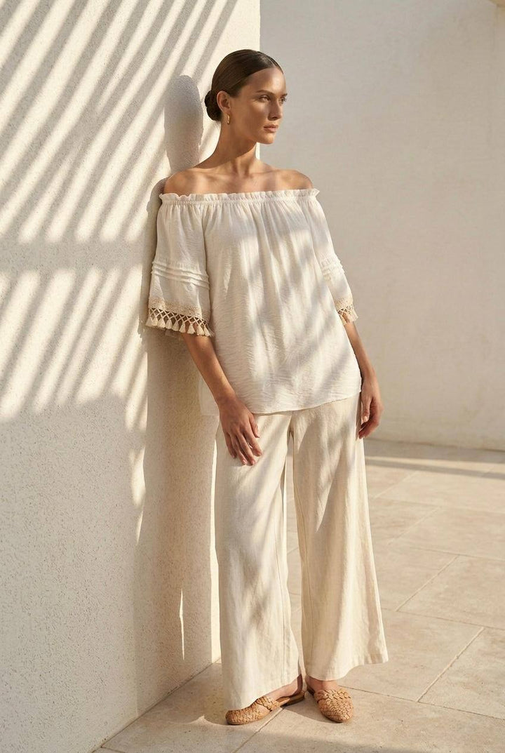 TOSCANA - Flowy off-shoulder boho blus - Vit/Creme