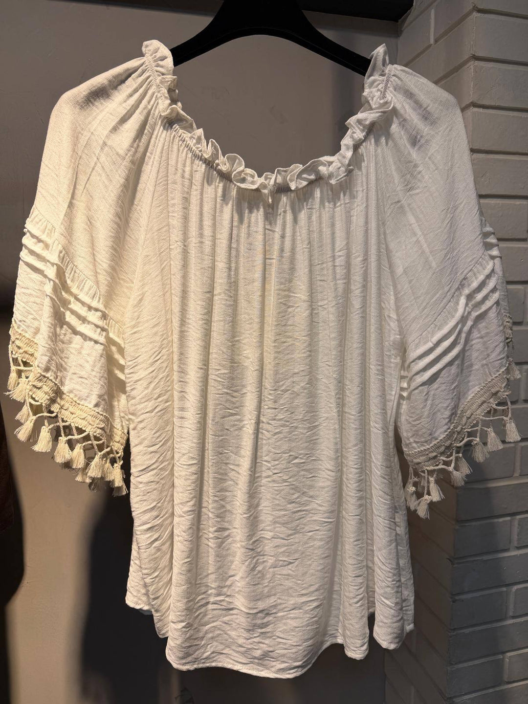 TOSCANA - Flowy off-shoulder boho blus - Vit/Creme