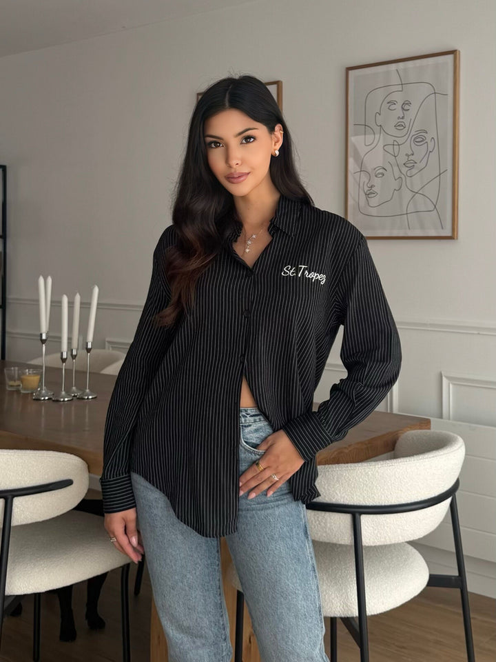 SELECTED BY KABARE - Tropez - Kritstrecks randig skjorta med brodyr - Svart