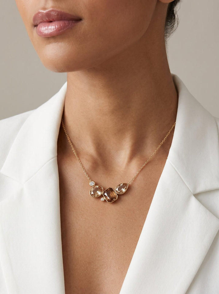Stina - Halsband med stenar - Brun