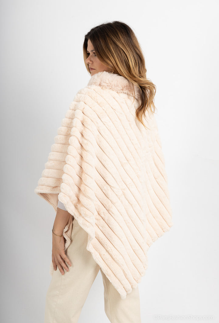 Maya - Poncho i Fake fur - Ivory