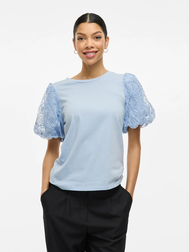 SIMONIA - T-Shirt med puffärm i spets - Blå