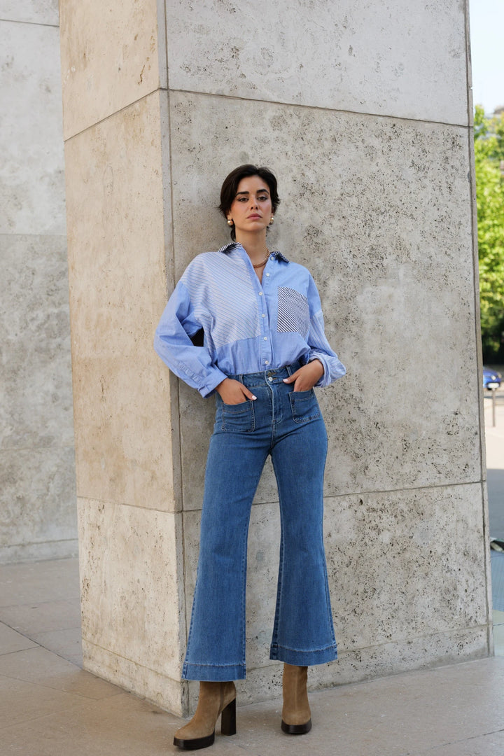 ELENETTE - Flared Jeans - Medium Blue