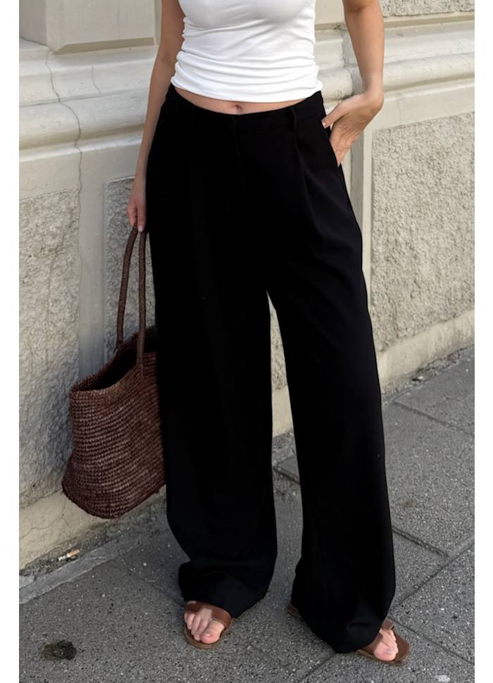 CELINAL - Pants - Black