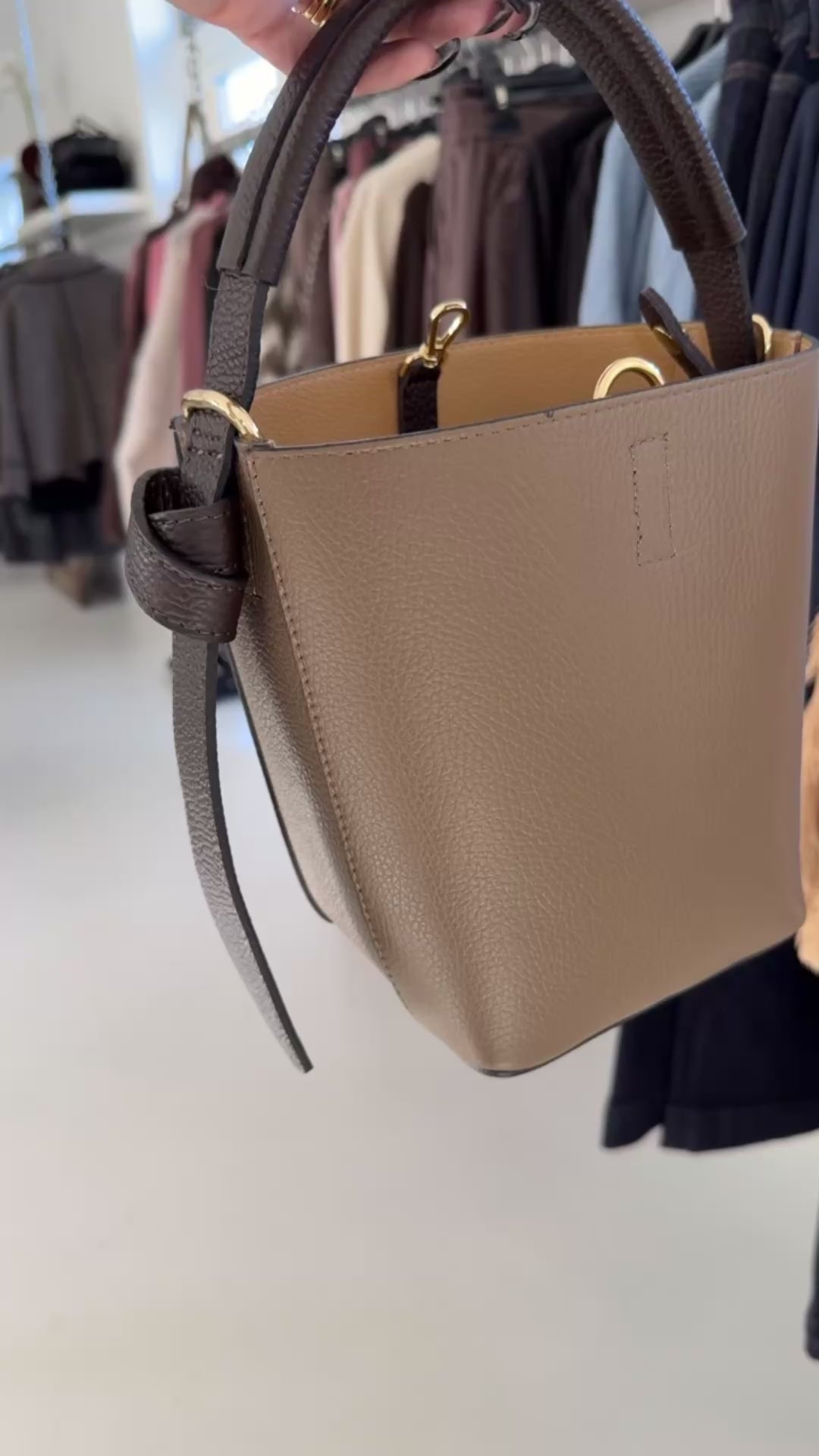 LILLY - Bucket bag i Skinn - Nougat/Brun