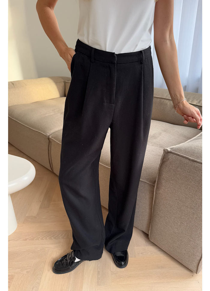 CELINAL - Pants - Black